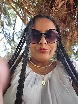 bellapaty live cam