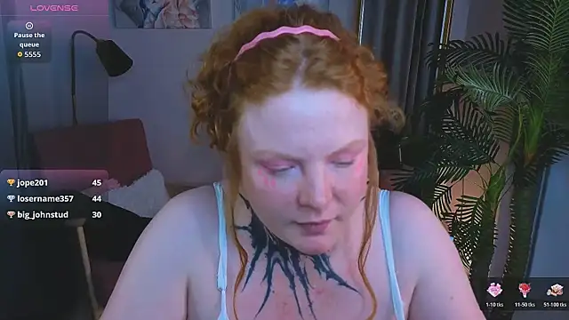 Cassie_xKiss live cam on StripChat