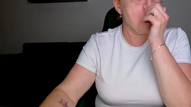 JoannaAndNeighbour webcam