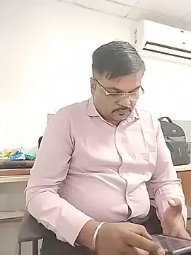 Desi_Lodo_Gujju_Boy webcam