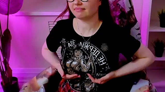 CarolGiggly webcam