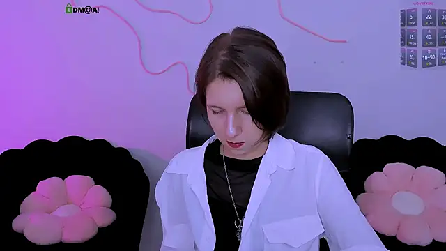 gloria_bubble webcam