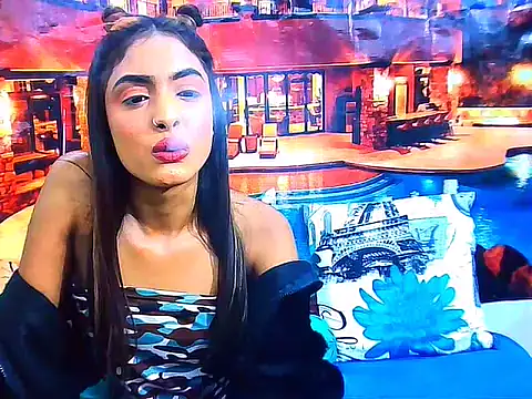 IndianPretty14u2Luv webcam