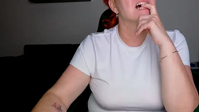 JoannaAndNeighbour webcam