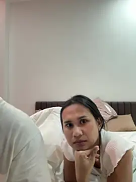 MayaKanchana webcam