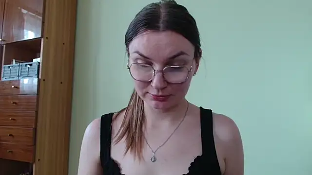 LooveELLYx webcam