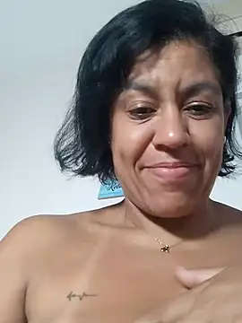 Molly_newman6 live cam on StripChat