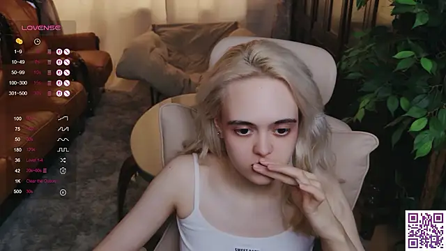 Oxcy_Secret webcam