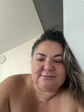 MikyVesela webcam