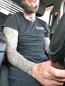 Beardedtattood live sex cam