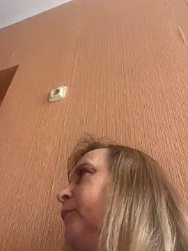 Irina2909@xh webcam