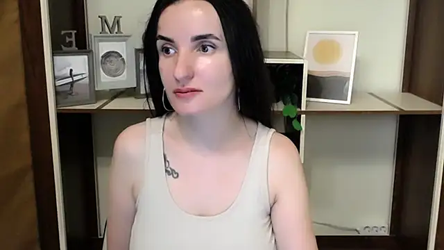 LaimaV_ live cam on StripChat