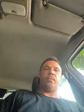 WadedGuzzling webcam