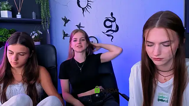 lisa_dark_