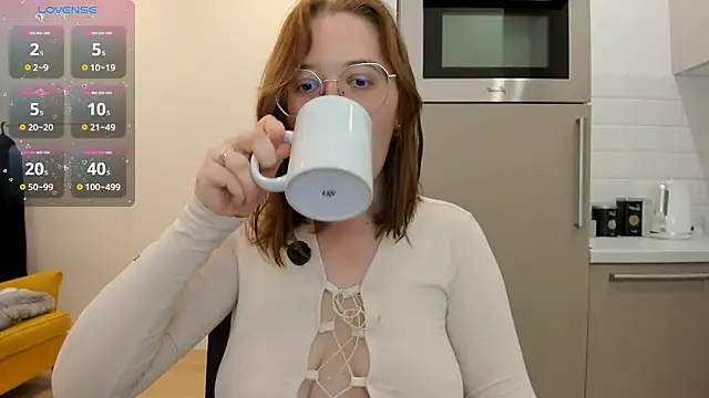 Charmy_Gracy webcam