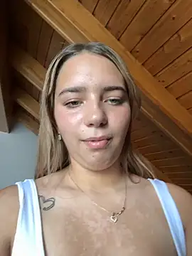 Naomi-Klein webcam