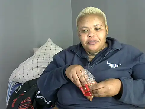 taraj_thee_thick (F young) - Welcome me Daddy