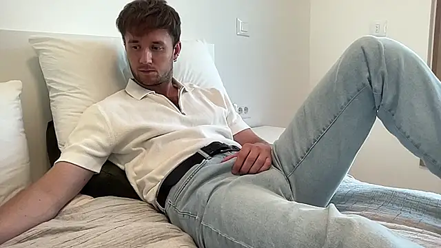 cute_mark webcam