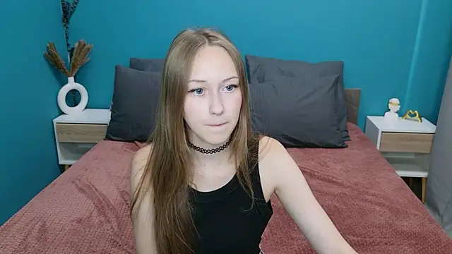 Calista_Everleig webcam