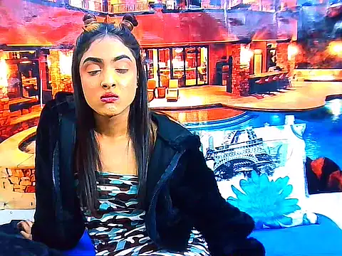 IndianPretty14u2Luv webcam