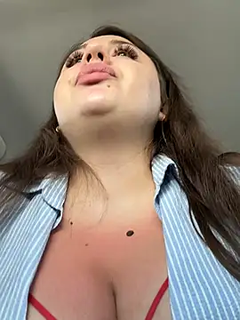 Sara_Hug webcam
