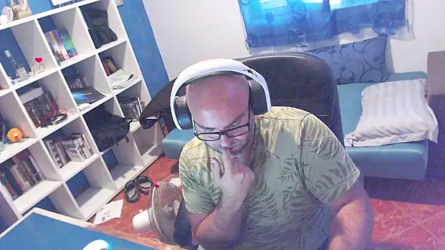 ravingr4d4 webcam
