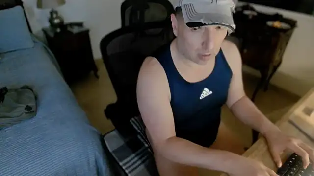 twdspunpig live cam on StripChat