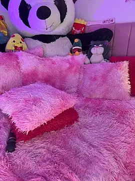 LindaWz_ webcam