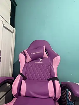 April_Becker webcam
