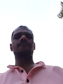 Daddyishere_19 webcam