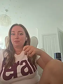 arielsweetieee webcam