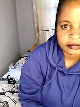JuicyHoney_01 webcam
