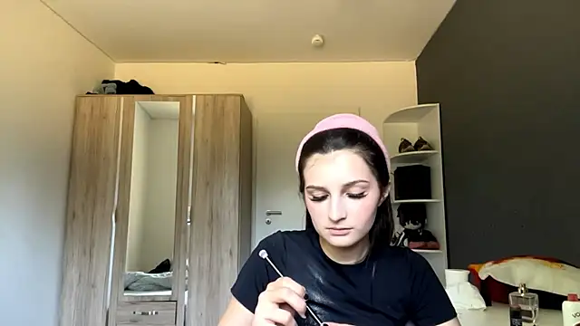 SpanishRooter webcam