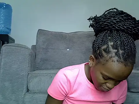 Lynne_pretty4 webcam