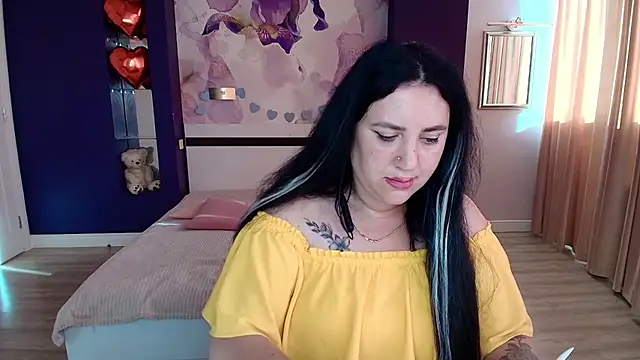 ScarletMists webcam