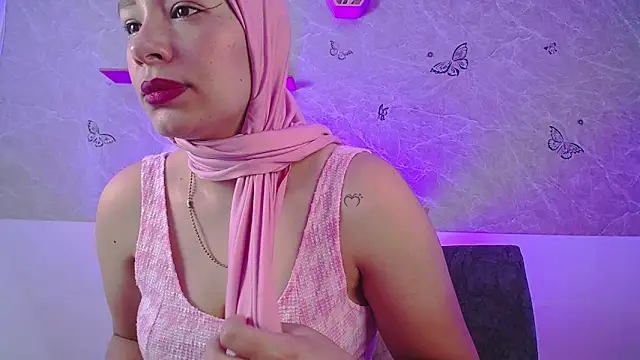 Shana-Jamil webcam