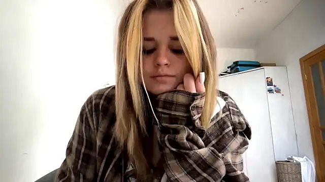 MiaRoika webcam