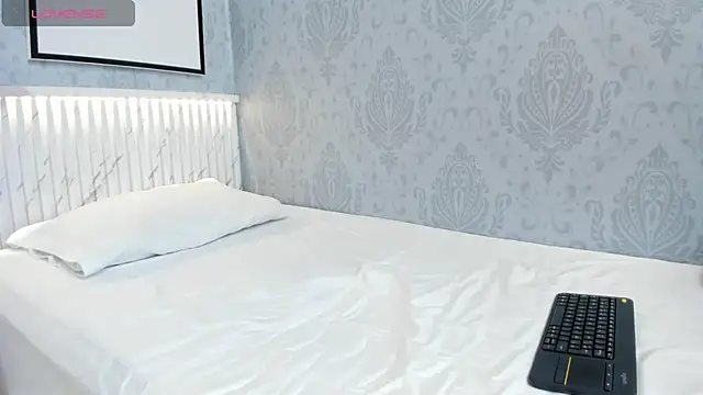 Annie_ross18 webcam