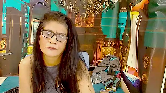 IndianAllure webcam