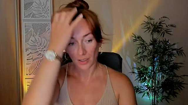 RebeccaMartinez webcam