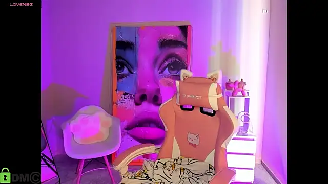 MartaEdams webcam