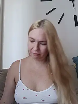 KisaVixen webcam