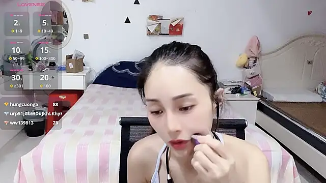 miaomiao-99 webcam
