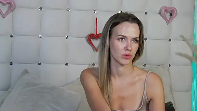 TheMarisa webcam