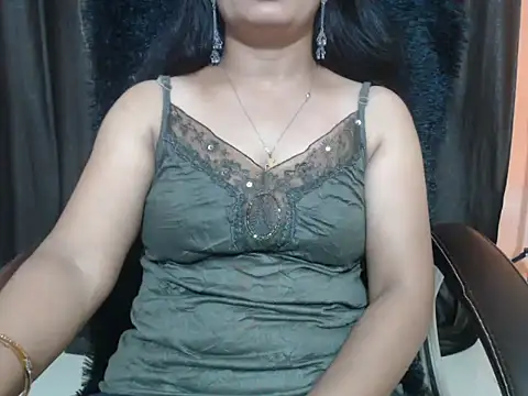 Kudi_Kiyara webcam