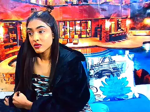 IndianPretty14u2Luv webcam