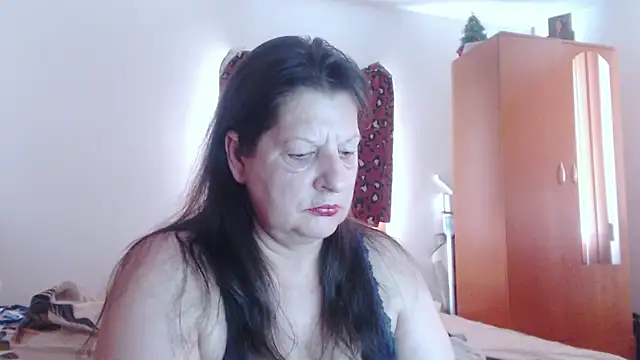 ExtasyMature webcam