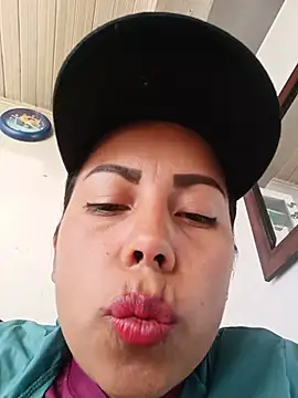 _andrea30 webcam
