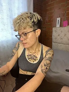 Megan-c webcam