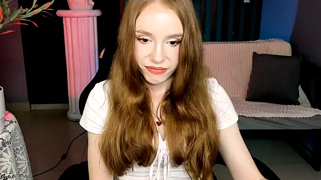 MilaSiren webcam